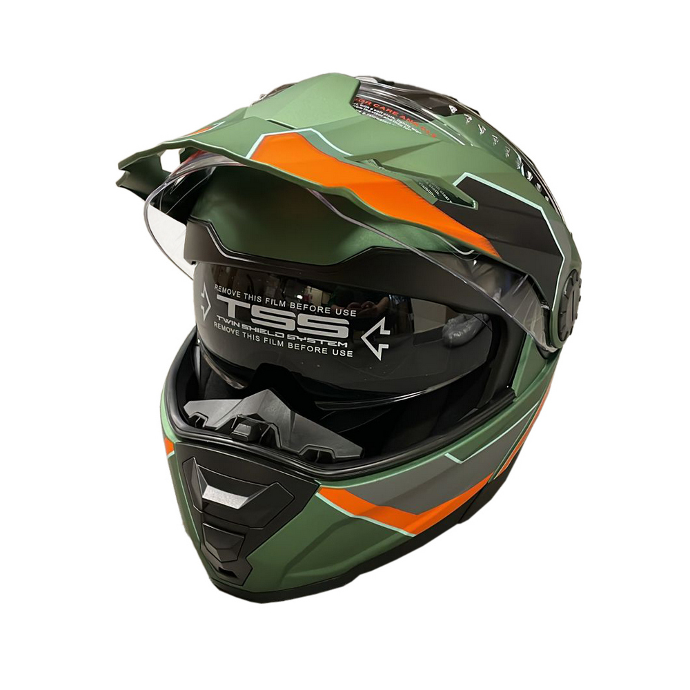 Картинка Мотошлем RACER BLD-160 (XL) кросс,стекло,очки от магазина "Электрон-Маркет"
